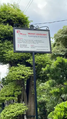 Neon box dan papan nama