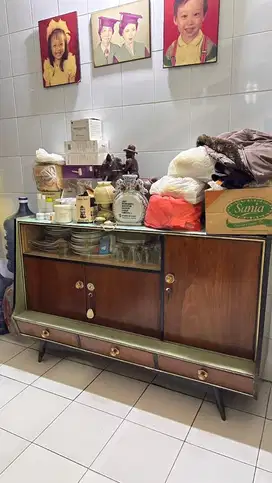 Credenza lemari kabinet jati
