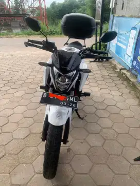 Honda CB150R Streetfire SE