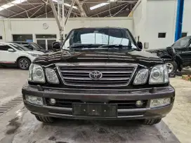 Toyota Land Cruiser Cygnus 2003 Hitam