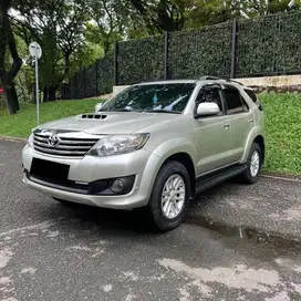 Toyota Fortuner 2.5 G VNT AT