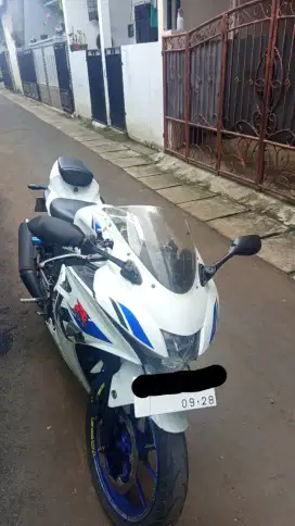 Suzuki GSX R150 2018