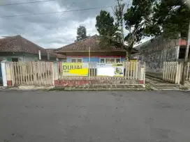 Dijual Rumah Tengah Kota Magelang Strategis Murah Hitung Tanah