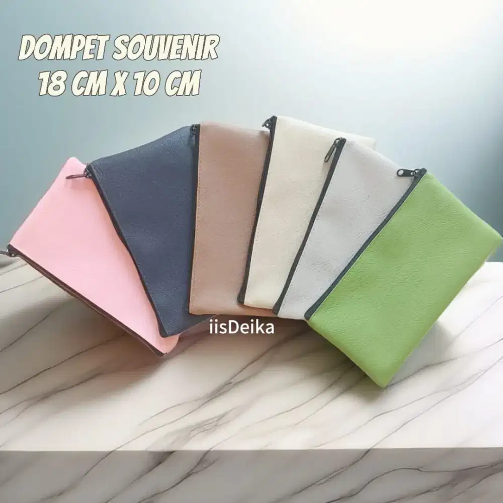 Dompet souvenir