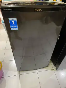 Standing Freezer Aqua berGARANSI