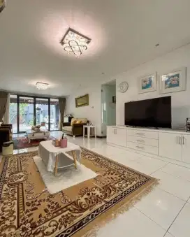 Dijual rumah premium  karya Andra Matin di Pesanggrahan Jakarta