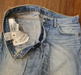 LEVIS 501 original size 33