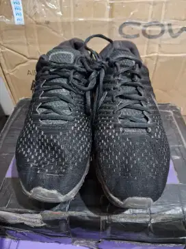 Sepatu running Nike air max