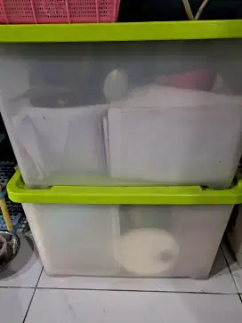 BOX CONTAINER PLASTIK LION STAR