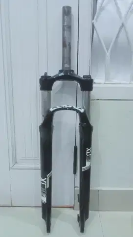 Fork Suntour XCM HLO 29er