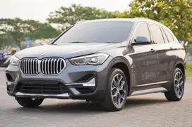 Muda Sukses! BMW X1 XLine 2021 LCI Facelift Panoramic crv c200