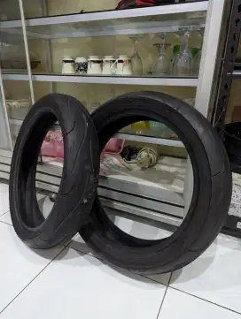 Ban zeneos r17 70