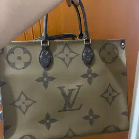tas lv mickey mouse preloved
