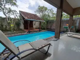 Villa Dekat Hotel Hyatt di jogja, Jalan Palagan, BONUS Kolam RENANG