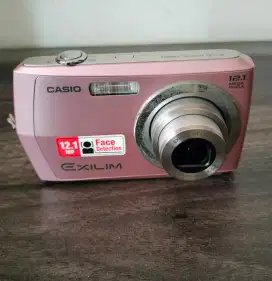 Di jual Kamera Casio Exilim