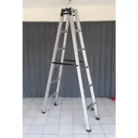 Tangga lipat engsel jumbo 2.5m