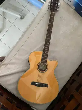 DIJUAL : GITAR MERK GRANDE
