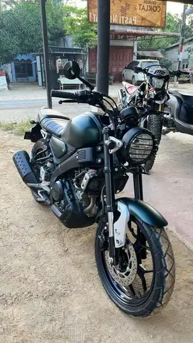 YAMAHA XSR 2022