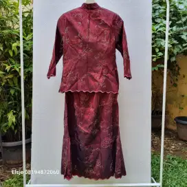 Dress Gaun Pesta Unik