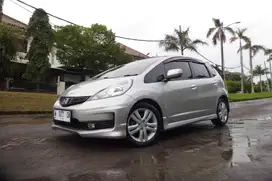 HONDA JAZZ 1.5 RS MANUAL 2011