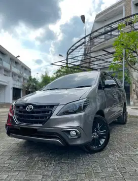 Kijang Innova mentah Low ODO! Tahun 2014 2.0 G MT