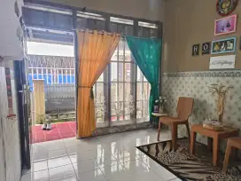 Rumah maleber andir kawasan kos kosan  akses mudah jual murah