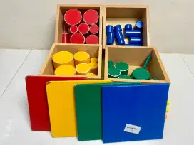 Montessori knobless cylinders