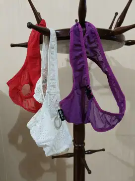 Celana dalam unik