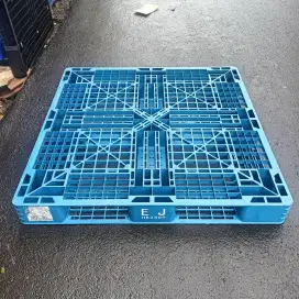 Palet plastik 110x110x12cm || pallet plastic second