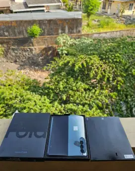 Samsung Galaxy Z Fold 4 12/512 GB Sein Kondisi Seperti Baru