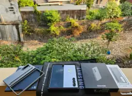 Samsung Galaxy Z Fold 6 5G 12/256 GB Kondisi Seperti Baru