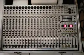 Mixer Audion Behringer