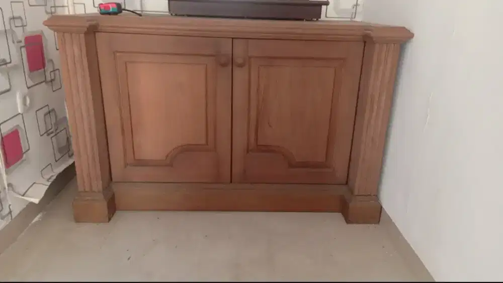 Lemari Jati Cantik