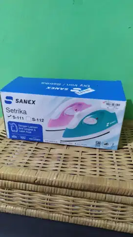 Setrika Listrik SANEX
