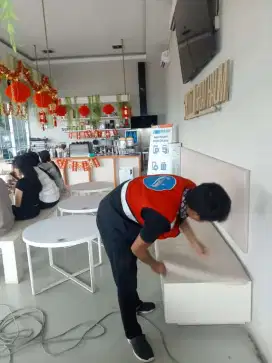 Jasa cuci kasur sofa jok mobil