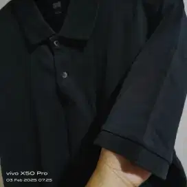 Kaos polo Uniqlo