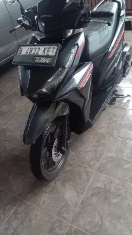 Di jual Honda vario LED 2017 , Hitam Met , kondisi normàl semua