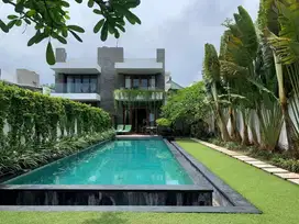 DI JUAL VILLA LOS PANTAI KERAMAS - GIANYAR (Negotable)