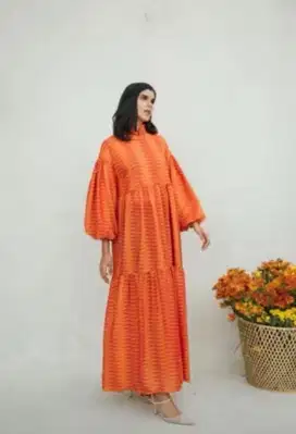 Dress klamby like new