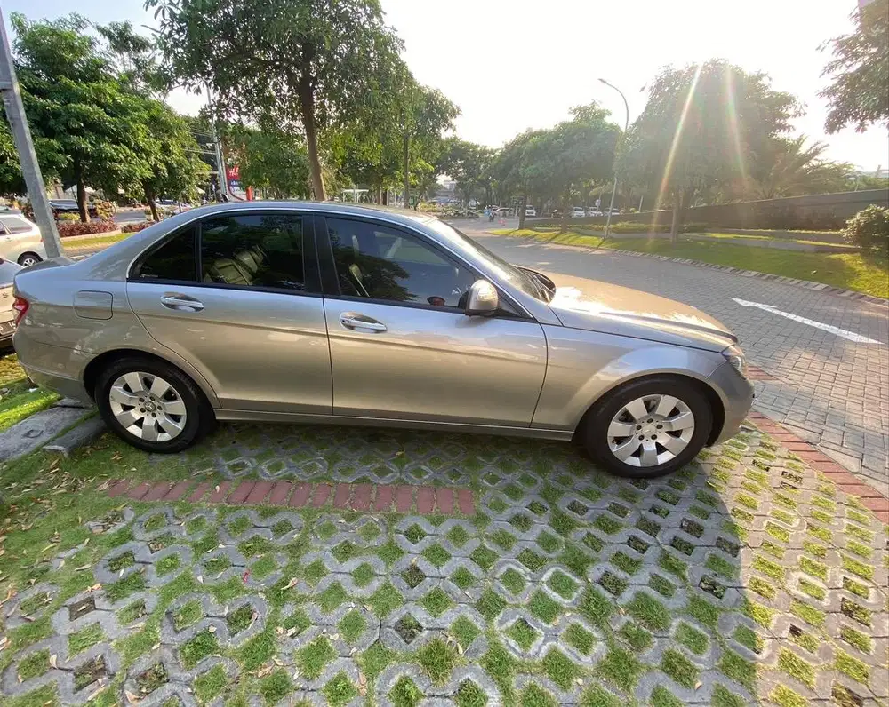 Mercedes benz c200