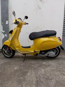 Vespa sprint 150cc tahun 2022