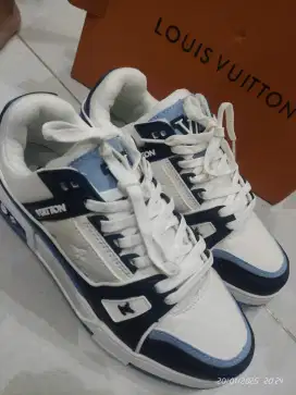 Jual Sepatu LOUIS VUITTON || LV Trainer Sneaker Blue