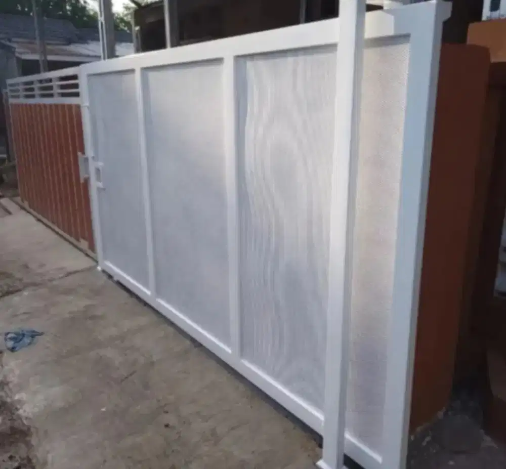 Pagar dorong plat industrial