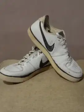 Nike zoom air SB white leather (rare)