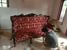 Melayani servis sofa panggilan