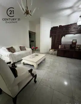 RUMAH DIJUAL DI JL KOMANDO III SETIABUDI BELAKANG WTC SUDIRMAN, JAKSEL