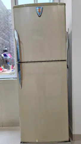 Kulkas 2 pintu panasonic kondisi masih bagus