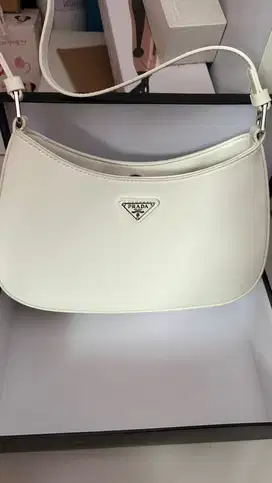 shoulder bag prada