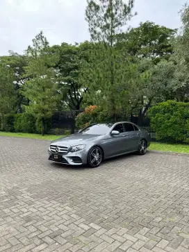 Mercedes Benz E300 AMG 2018