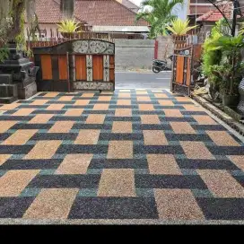 Lantai batu sikat carport